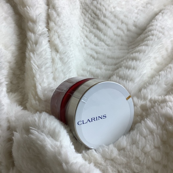 Clarins - Picture 3 of 3